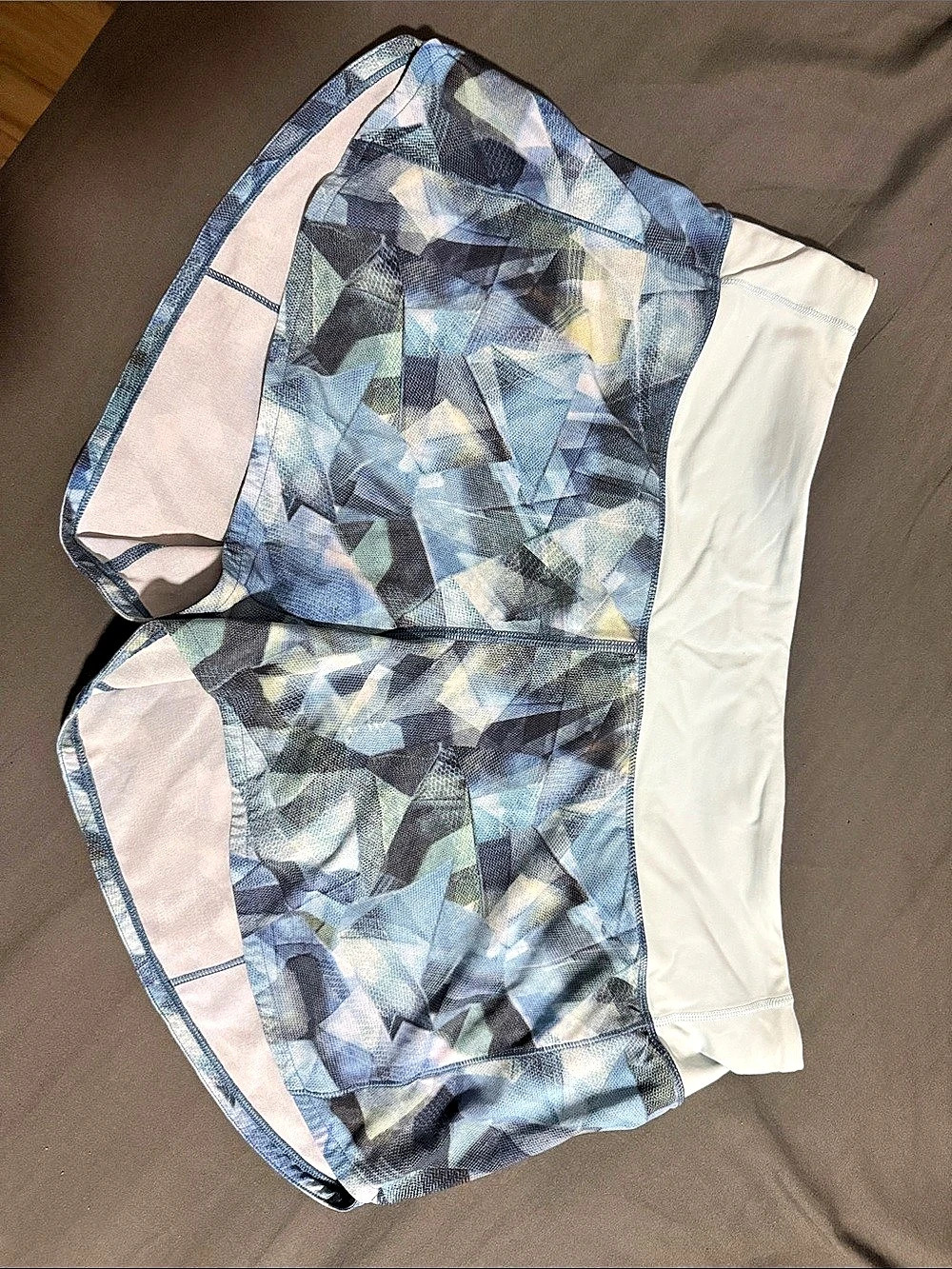lululemon Speed Up Short Athletic Shorts Blue & White Waist 10 Tall